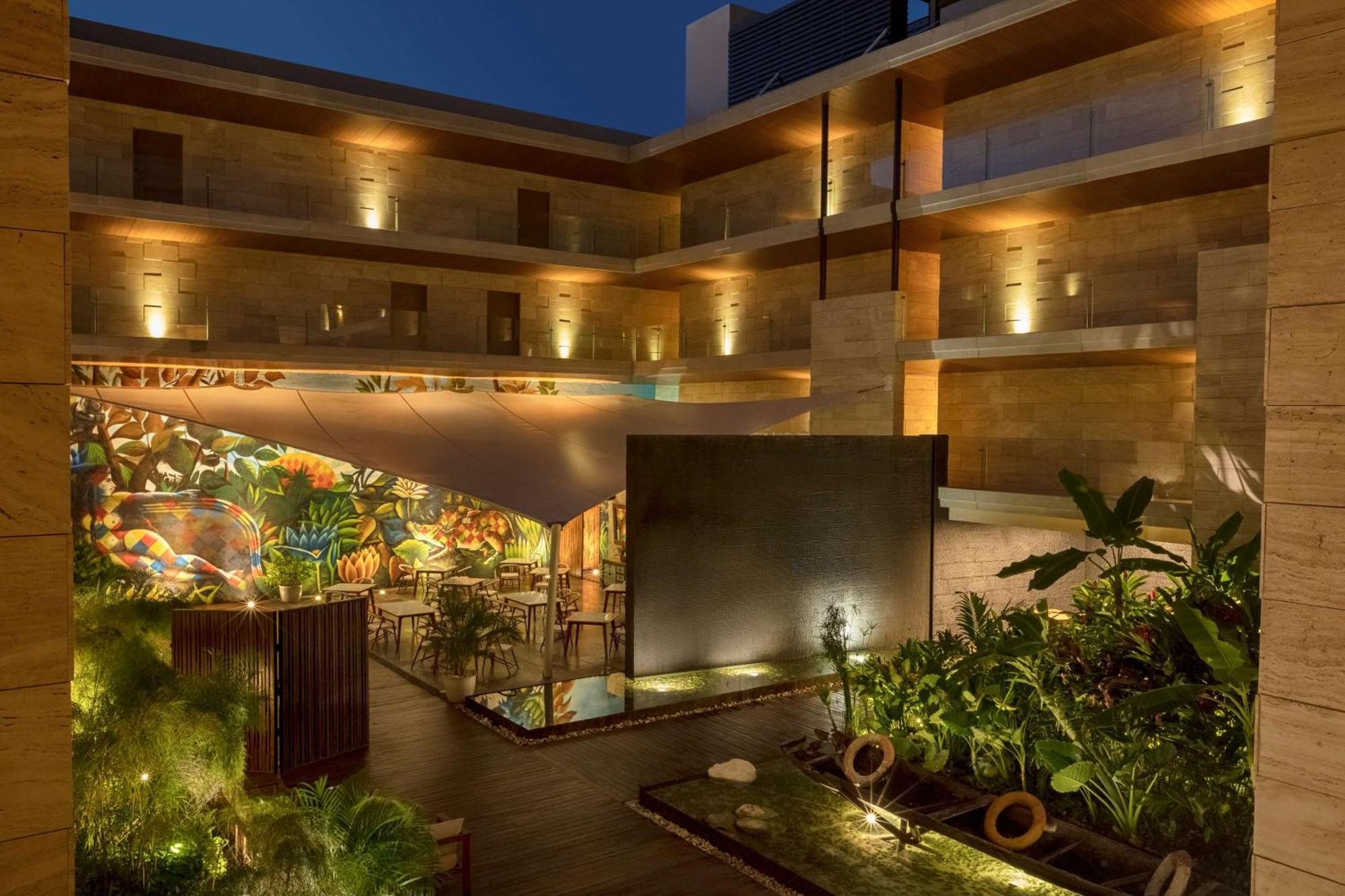 The Yucatan Playa Del Carmen, Adults Only, Tapestry Collection By Hilton Hotel Exterior photo
