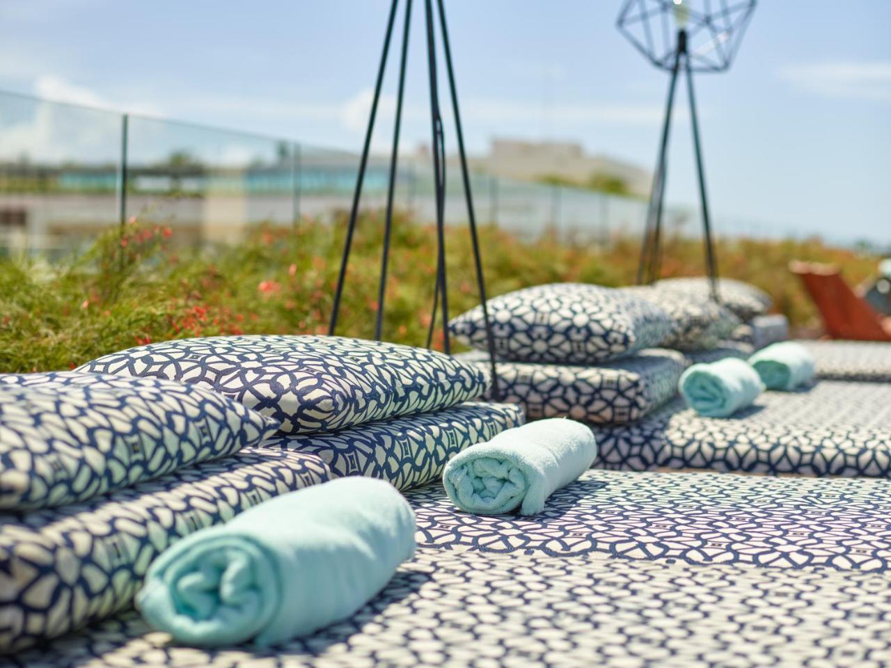 The Yucatan Playa Del Carmen, Adults Only, Tapestry Collection By Hilton Hotel Exterior photo